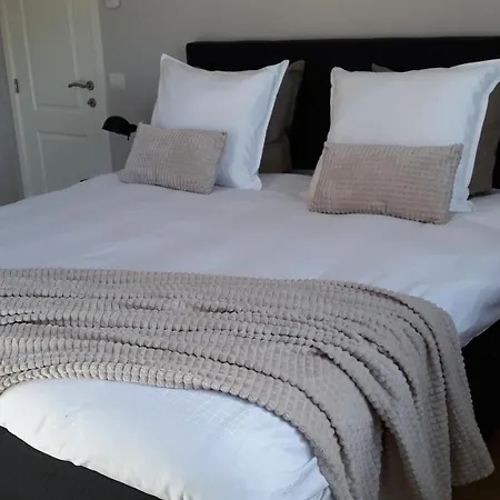 B&B Valant *
